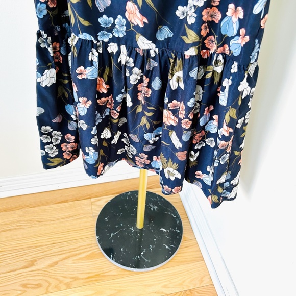 Navy blue flower V neck sleeveless midi dress with ruffles - Picture 3 of 4